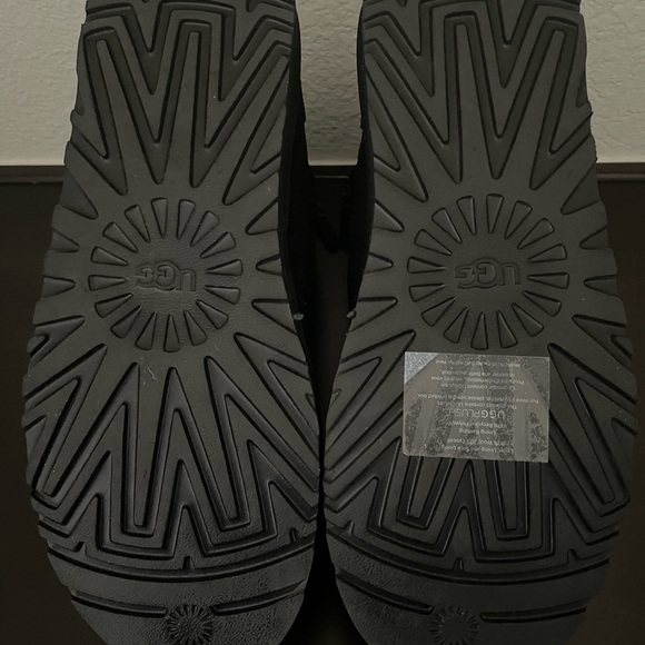 Men’s AUTHENTIC UGG NEUMEL HIGH BLACK CHUKKA BOOT - Picture 7 of 13